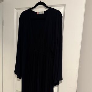 Elegant Long Sleeve Black Dress